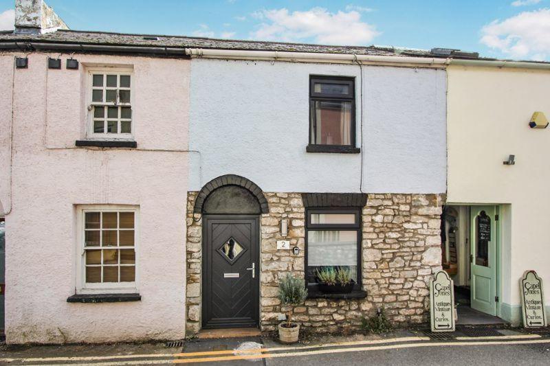 Beautiful Cottage In Cowbridge Bagian luar foto
